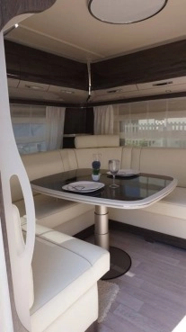                         Fendt Caravan Brillant 700 TFD model 2018 - zdjęcie 11
                        