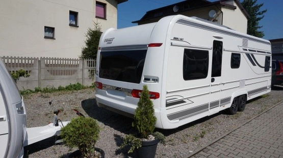                         Fendt Caravan Brillant 700 TFD model 2018 - zdjęcie 13
                        