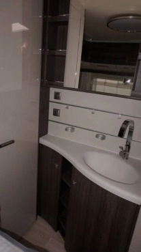                         Fendt Caravan Brillant 700 TFD model 2018 - zdjęcie 4
                        