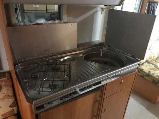                         Przyczepa kempingowa Knaus - zdjęcie 5
                        