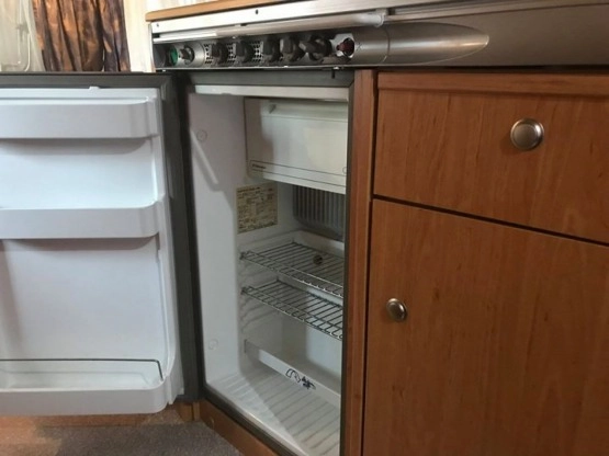                         Przyczepa kempingowa Knaus - zdjęcie 9
                        