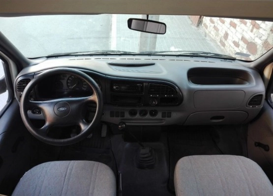                         Ford Transit 2.5D 1995 r. zarejestrowany na 6 osób - zdjęcie 6
                        