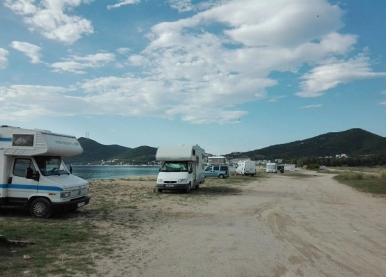                         Ford Transit 2.5D 1995 r. zarejestrowany na 6 osób - zdjęcie 9
                        