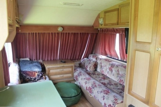                         Przyczepka kempingowa Elddis Swift Archway - zdjęcie 4
                        