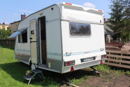                         Przyczepka kempingowa Elddis Swift Archway - zdjęcie 5
                        