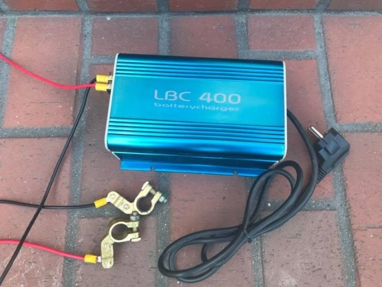                         Zasilacz 220/12V - zdjęcie 1
                        