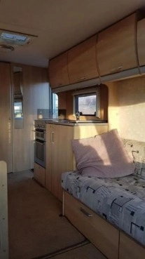                         Przyczepa kempingowa STERLING EUROPA 2005 przedsionek zarejestrowana - zdjęcie 3
                        