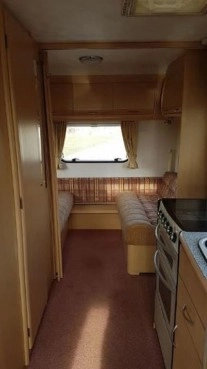                         Przyczepa kempingowa Coachman Amara 5 os., 2005 r., przedsionek, zarejestrowana - zdjęcie 7
                        