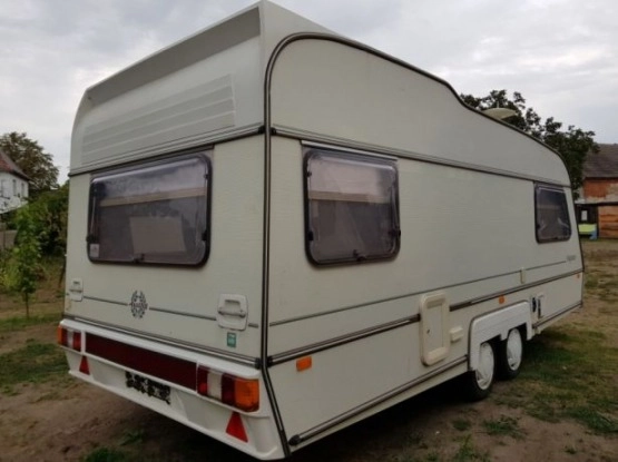                         Przyczepa kempingowa 4-5 osobowa - zdjęcie 8
                        