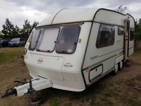                         Przyczepa kempingowa 4-5 osobowa - zdjęcie 9
                        