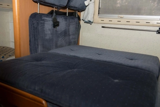                         Fiat Ducato na zabudowie Mobilvetta, 1.9 TD, rok produkcji 93, 4-osobowy - zdjęcie 29
                        