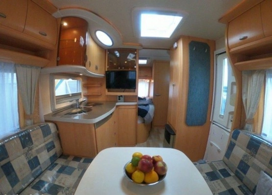                         Przyczepa kempingowa Hobby 460 UFe - zdjęcie 9
                        