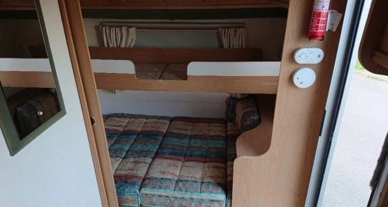                         Avondale Golden Mayfair 2000 r. - zdjęcie 24
                        