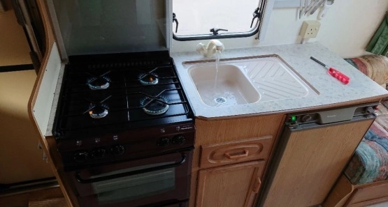                         Avondale Golden Mayfair 2000 r. - zdjęcie 9
                        