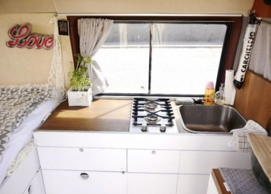                         Volkswagen LT 35 Campervan Camper - zdjęcie 4
                        