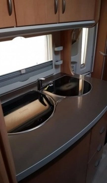                         Hobby 500KMFe De Luxe - zdjęcie 5
                        