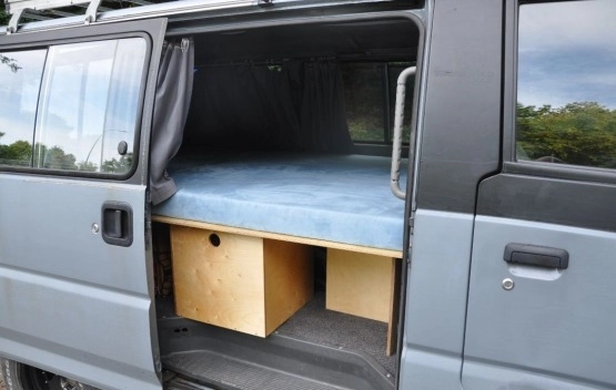                         MItsubishi L300 4x4 kamper wyprawowy - zdjęcie 12
                        