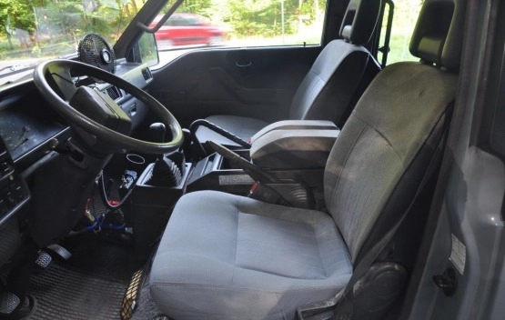                         MItsubishi L300 4x4 kamper wyprawowy - zdjęcie 15
                        