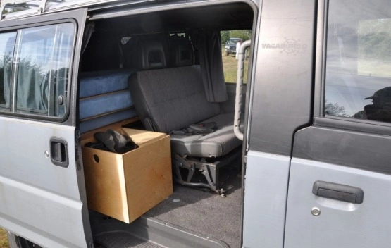                         MItsubishi L300 4x4 kamper wyprawowy - zdjęcie 18
                        