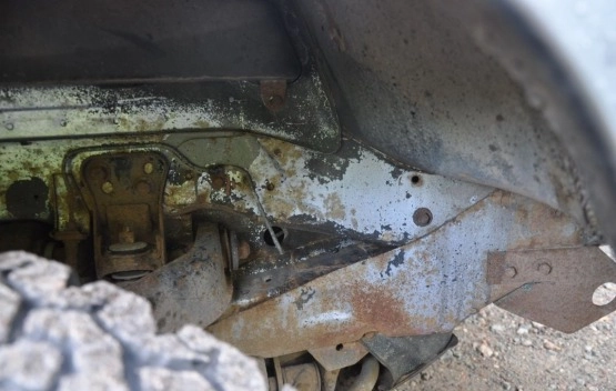                         MItsubishi L300 4x4 kamper wyprawowy - zdjęcie 8
                        