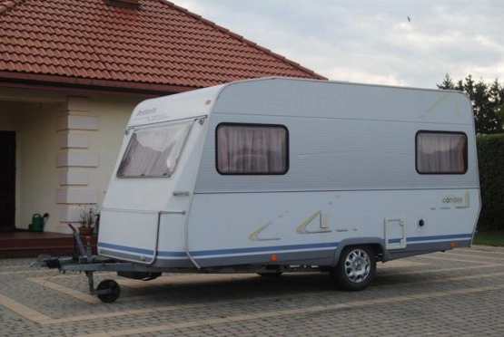                         DETHLEFFS CAMPER! Zadbana! Zarejestrowana! 4 osobowa z WC! Przedsionek - zdjęcie 1
                        