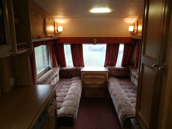                         Przyczepa kempingowa Swift 2 osobowa z przedsionkiem 1994 - zdjęcie 4
                        