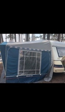                         Wilk Przyczepa Kempingowa - zdjęcie 8
                        