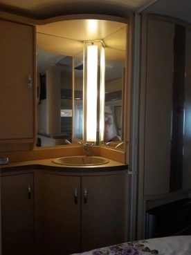                         Hobby La Vita Bionda 460 UFE 2009r. - zdjęcie 8
                        