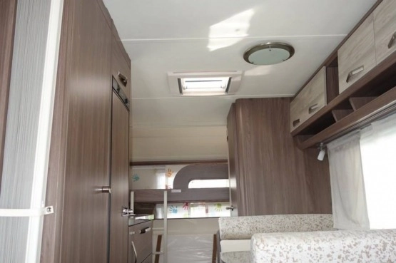                         Przyczepa kempingowa fabrycznie nowa Tabbert Rossini 490 DM 2,3  - zdjęcie 30
                        