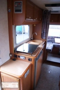                         Ford transit Kamper Ford Transit 2.5 D Challenger 630 kempingowe  - zdjęcie 1
                        