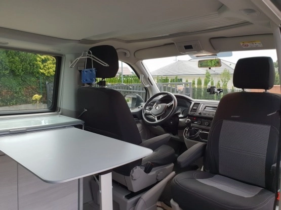                         Volkswagen T6 California Coach - zdjęcie 9
                        