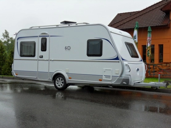                         Przyczepa KNAUS - WILK VIDA 450 HTD „Limited 60” 2013 - zdjęcie 1
                        