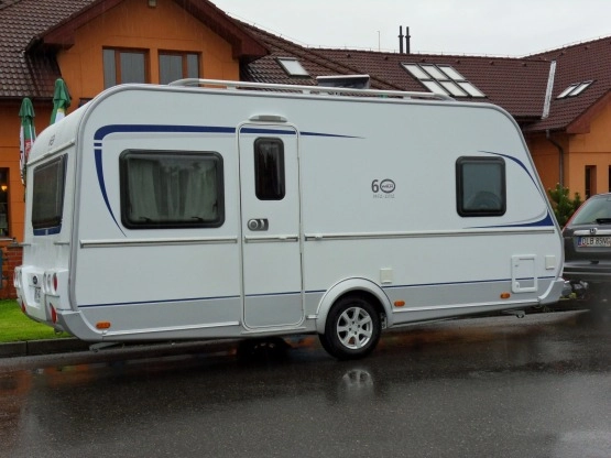                         Przyczepa KNAUS - WILK VIDA 450 HTD „Limited 60” 2013 - zdjęcie 2
                        