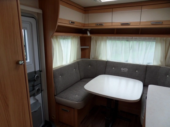                         Przyczepa KNAUS - WILK VIDA 450 HTD „Limited 60” 2013 - zdjęcie 9
                        