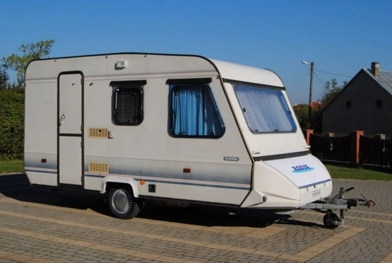                         ADRIA Zarejestrowana! Lekka DMC 800 kg! Łóżko piętrowe! Ciepła woda! - zdjęcie 6
                        