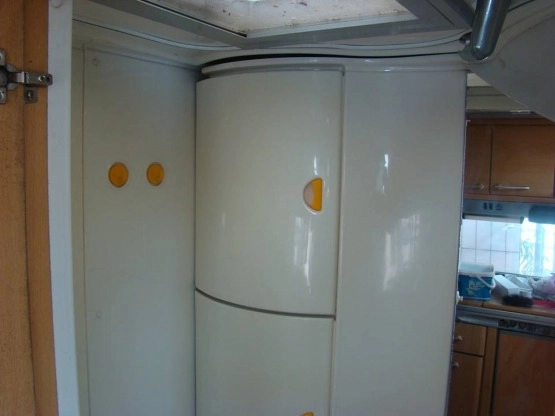                         Łazienka od przyczepy kempingowej - zdjęcie 7
                        