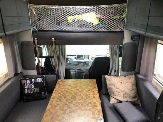                         Kamper Ford Transit gotowy do jazdy - zdjęcie 7
                        