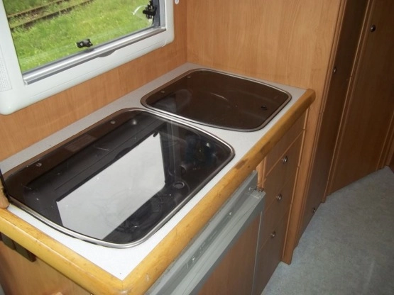                         Camper VW LT 2,5 TDI, CARMAN, wersja zimowa rok 2002, 6 osób - zdjęcie 14
                        