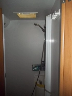                         Camper VW LT 2,5 TDI, CARMAN, wersja zimowa rok 2002, 6 osób - zdjęcie 19
                        