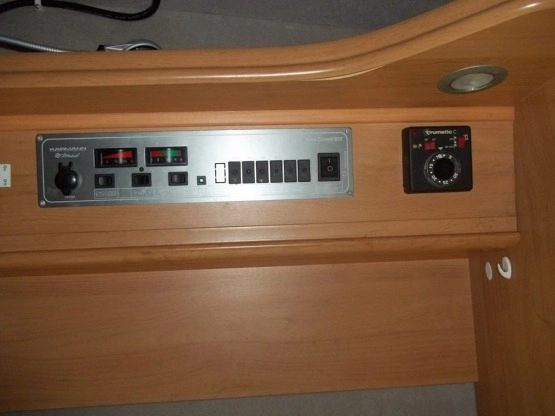                         Camper VW LT 2,5 TDI, CARMAN, wersja zimowa rok 2002, 6 osób - zdjęcie 7
                        