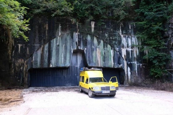                         Mercedes-Benz Klasa E W124 - zdjęcie 14
                        