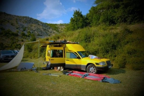                         Mercedes-Benz Klasa E W124 - zdjęcie 17
                        