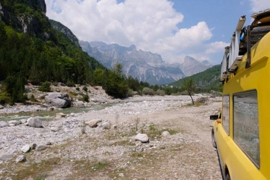                         Mercedes-Benz Klasa E W124 - zdjęcie 9
                        