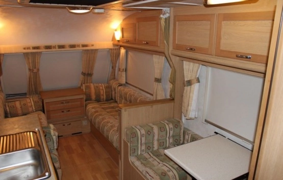                         Przyczepa kempingowa Elddis 4/5 Osób - zdjęcie 10
                        