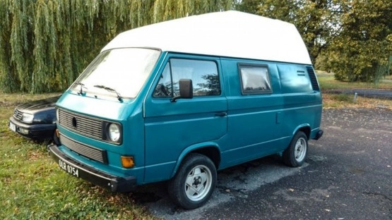                         Sprzedam Volkswagena Transportera T3 z 1986 r. - zdjęcie 1
                        