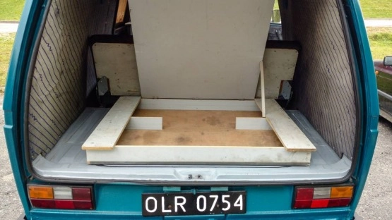                         Sprzedam Volkswagena Transportera T3 z 1986 r. - zdjęcie 8
                        