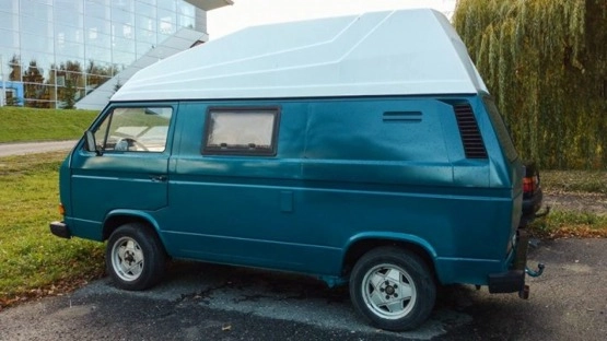                         Sprzedam Volkswagena Transportera T3 z 1986 r. - zdjęcie 9
                        