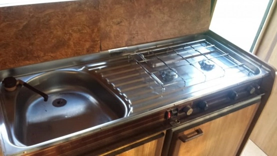                         Bürstner City 420 TN / 1987 / Klimatyzacja / Przyczepa Kempingowa - zdjęcie 10
                        