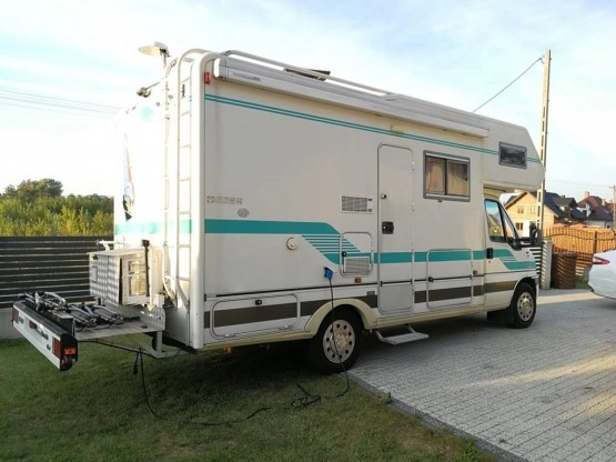                         Kamper Concorde 620XT pełne wyposażenie 2x klima, zimowy - zdjęcie 1
                        