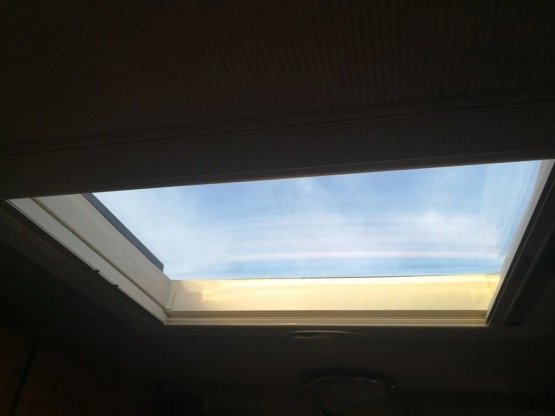                         Kamper Concorde 620XT pełne wyposażenie 2x klima, zimowy - zdjęcie 2
                        